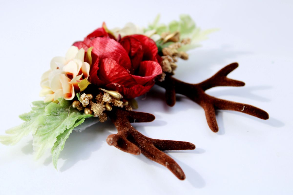 Small Floral Reindeer on Nylon Headband