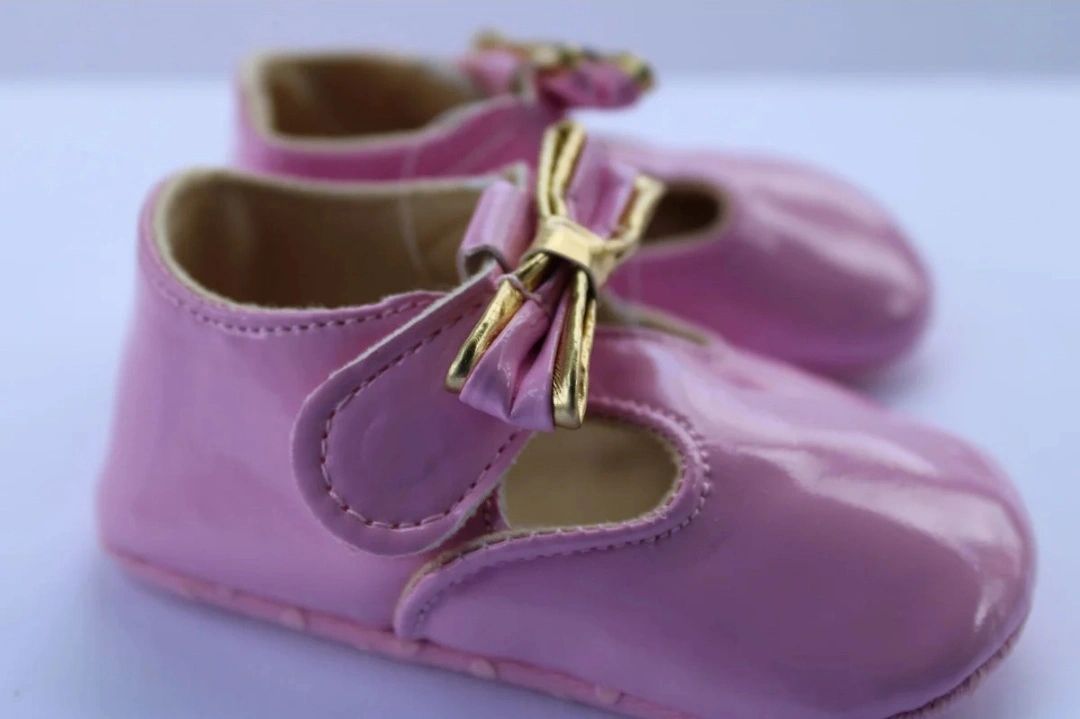 Patent Leather Bow Crib Shoes