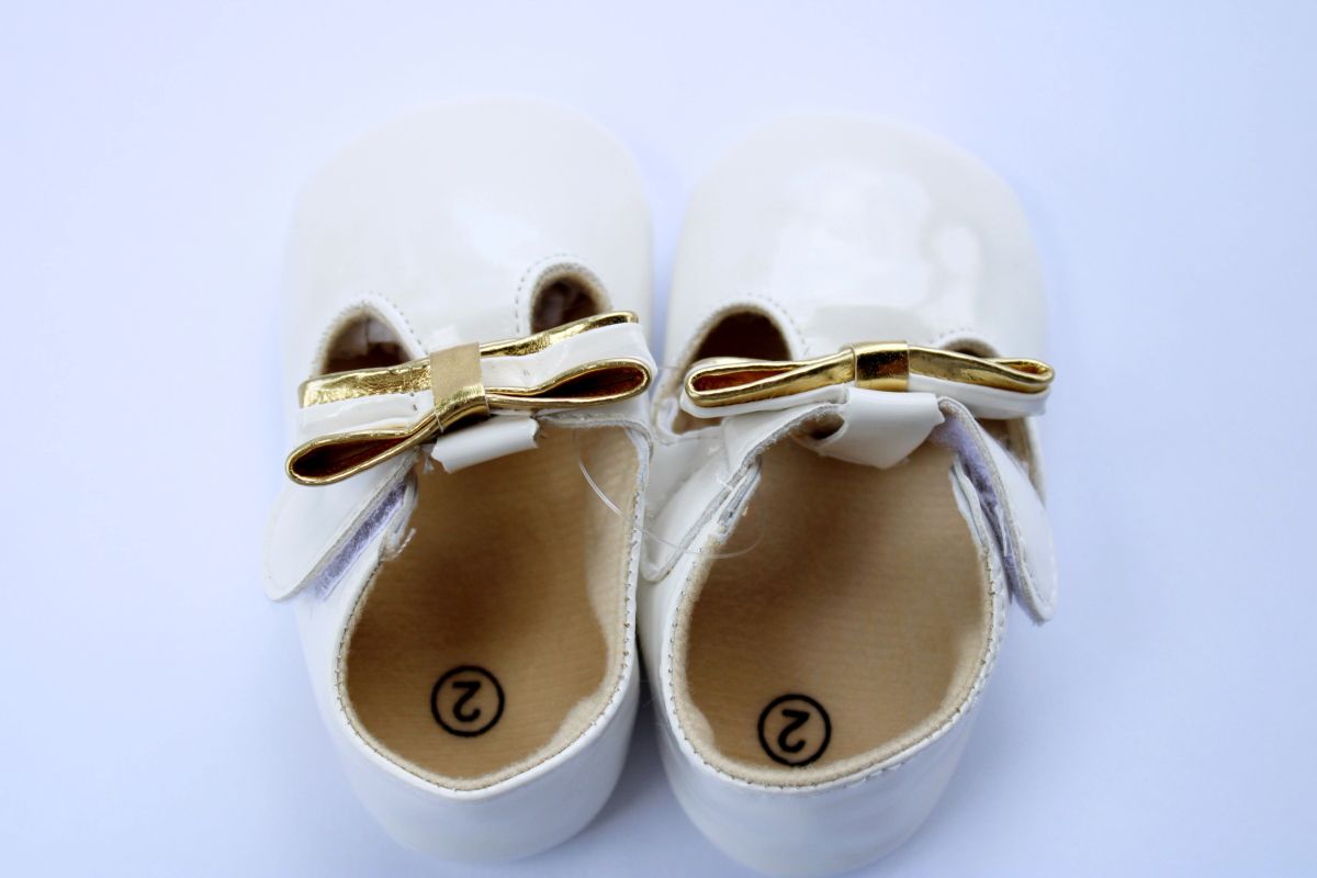 Patent Leather Bow Crib Shoes