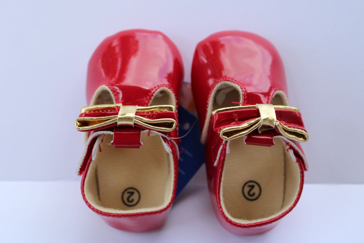 Patent Leather Bow Crib Shoes